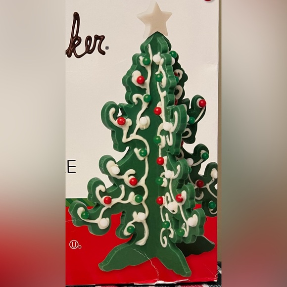 Bundle of 8 Choco Maker HOLIDAY TREE 3-D KITS New, never used. - Picture 5 of 8